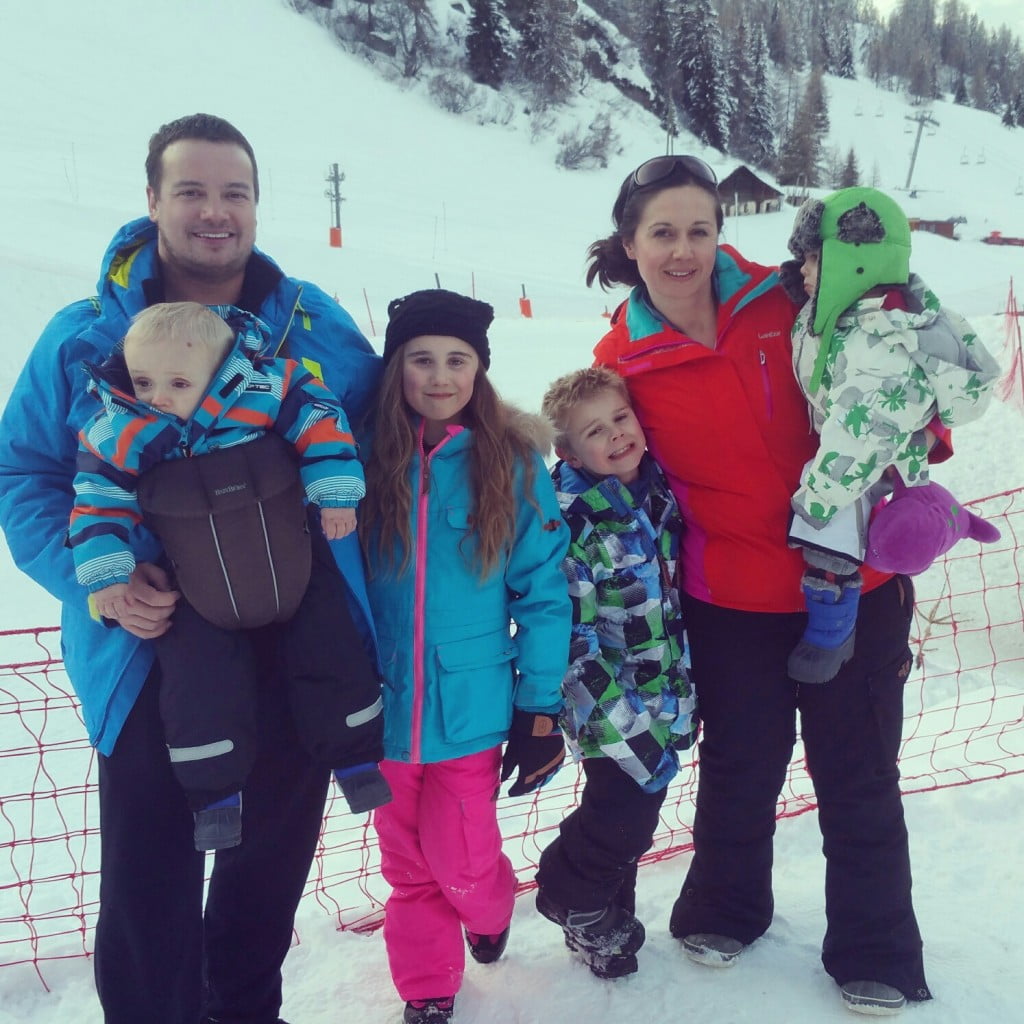 family skiing 