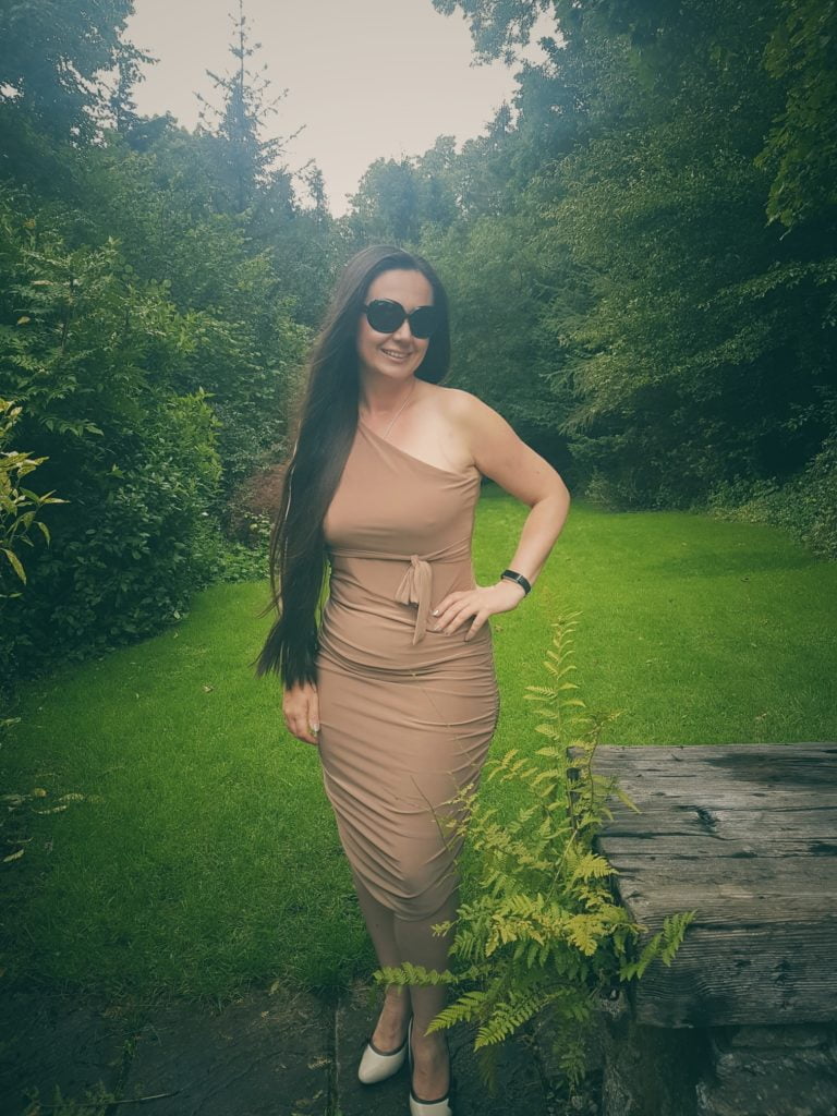 choosing a dress