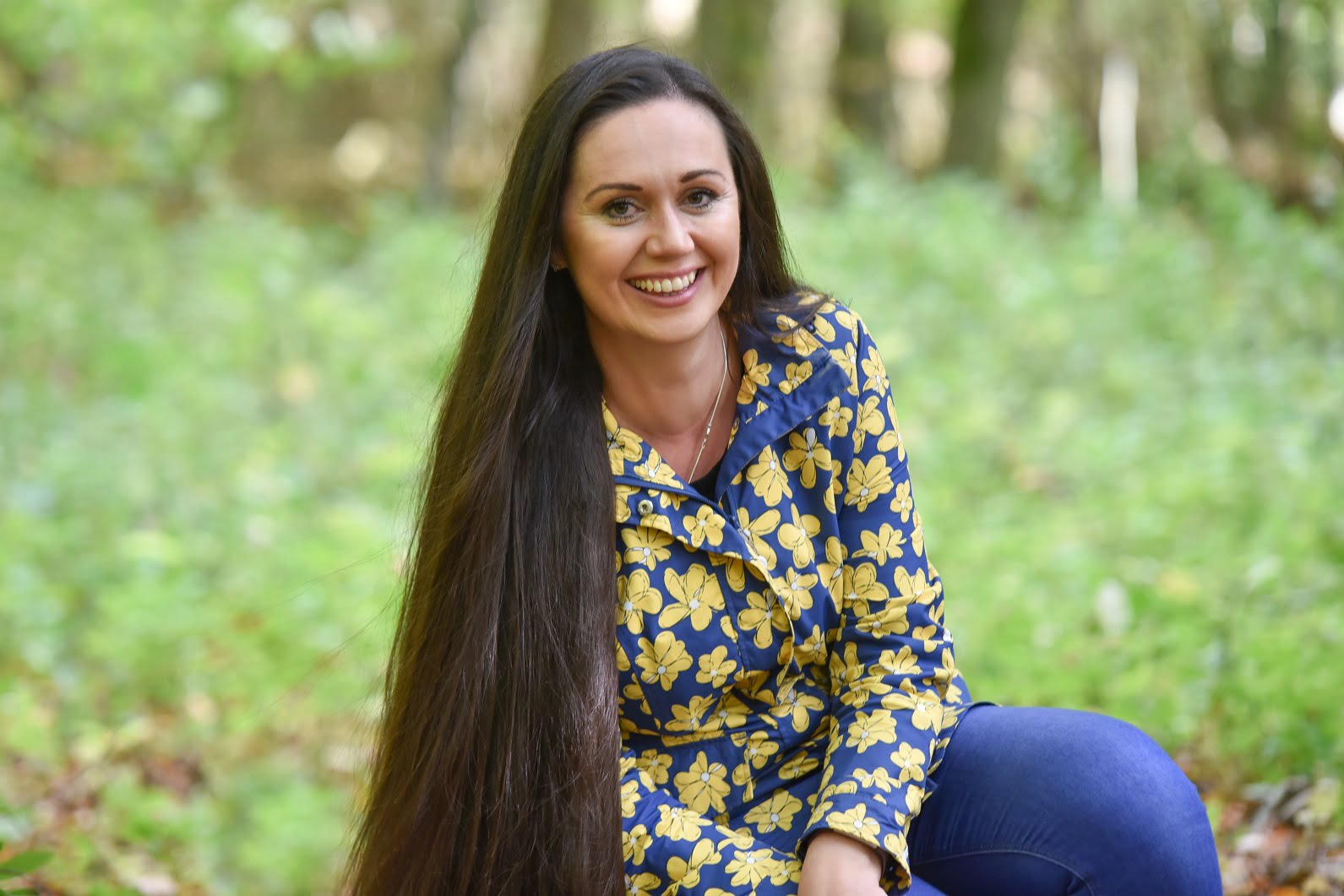 keeping-hair-healthy-as-you-age-mummy-fever