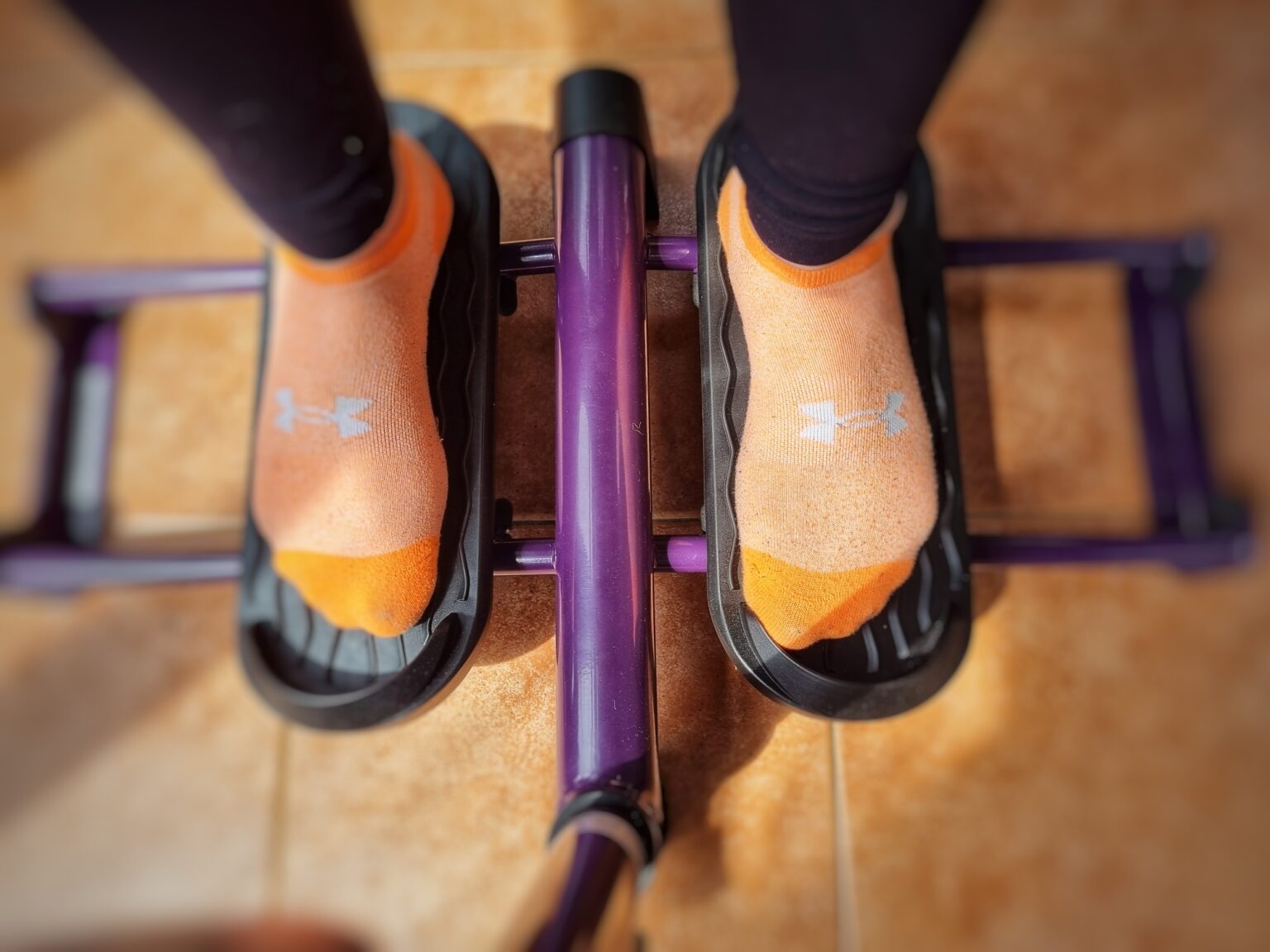 Toning the pelvic floor with the Leg Master - Mummy Fever 