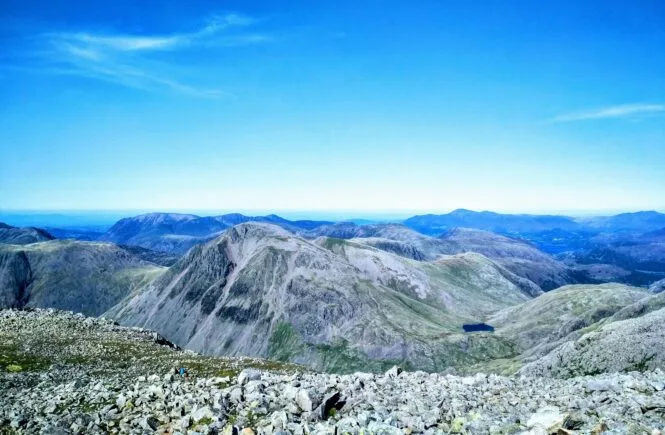 3 peaks